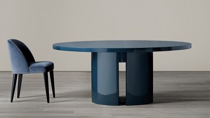 Gong dining table 06-870x492-02